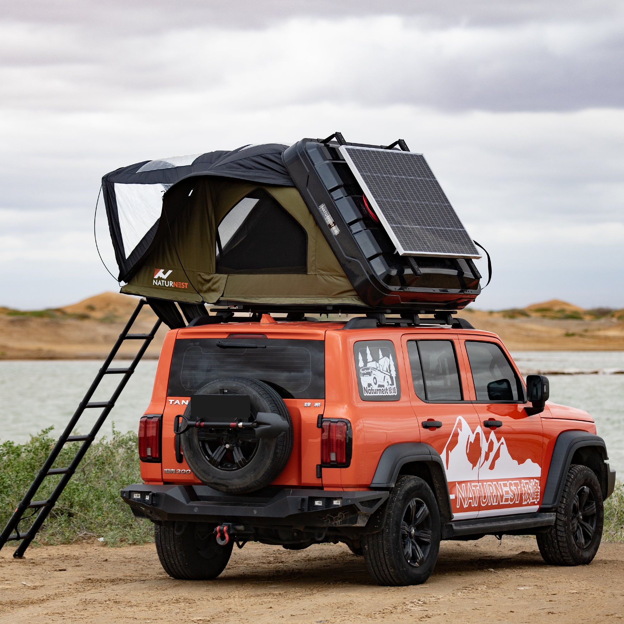 Naturnest  Sirius1 plus clamshell rooftop tent